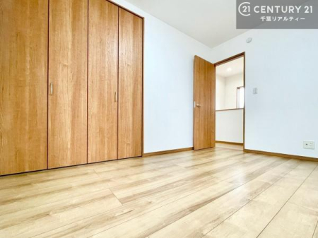 �q������ ���[�͂̂��鋏���ł��B����������������L�X�Ǝg���ċC�������ǂ��ł��I
�L���C�Ȗ��邢�������ŉ߂����̂́A�X�ɂ̂�т�������ł��܂��ˁI