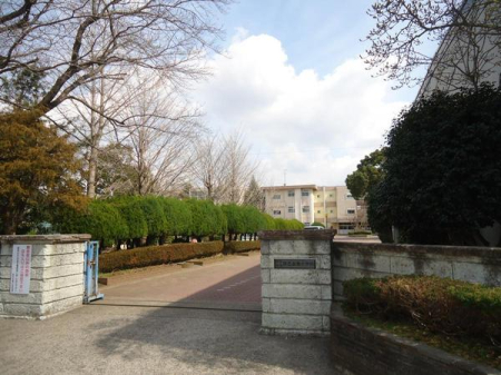 ���ӊ� �y���w�Z�z�s���s���C���䓌���w�Z�F1219m