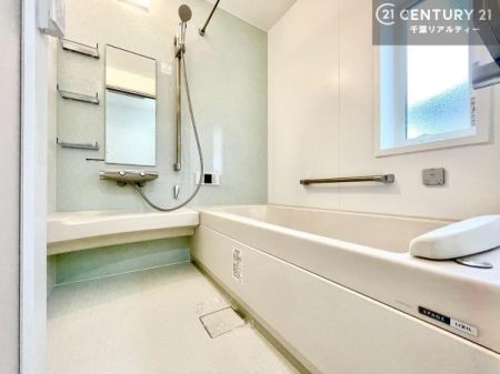 ���� �����ɑ����t���Ă���̂ŁA���C���ł��܂��ˁI���R�����ŃJ�r�␅�C�΍�Ō��M��팸�I�������y�X�I�����L�΂��闁���͂P���̔�ꂪ��������̋�ԁI