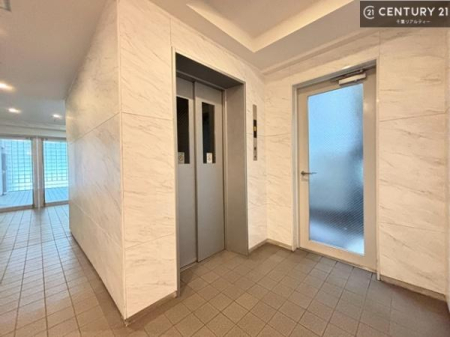 ���̑����p�� �G���x�[�^�[�����ŁA���X�̈ړ������K�B
�����̓��₨�ו��̑������ł��A�X���[�Y�ɂ��A��������܂��I