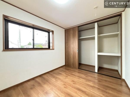 �q������ ���[�͂̂��鋏���ł��B����������������L�X�Ǝg���ċC�������ǂ��ł��I
�L���C�Ȗ��邢�������ŉ߂����̂́A�X�ɂ̂�т�������ł��܂��ˁI