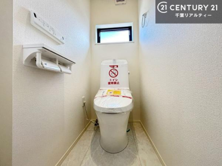 �g�C�� �Ǖt�������R�����̐��֍��B
�{�̂܂�肪�������肵�A�����������₷���d�l�ł��B