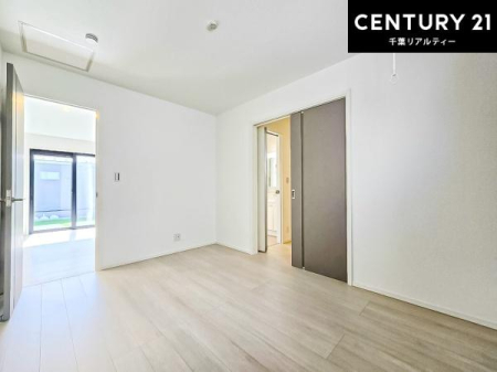 �q������ -