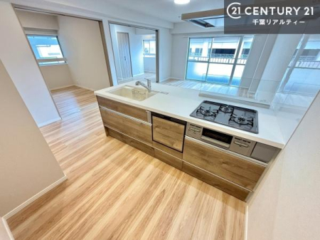 �L�b�`�� ���[�X�y�[�X���L�x�ŁA�����X�y�[�X���X�b�L���ƕЕt���Ђ�`�����p�ł��܂��I
���K�ɍ�Ƃ��ł��A�Ǝ��̌����A�b�v�I�����̗���������܂��I