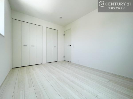 �m�� ���[���[�����Ă��邩�炱���A�������͂����L�X�B�|����Еt�������N�ɂȂ�A���S�n�̗ǂ���炵�������܂��B