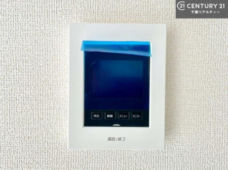 ���̑� TV���j�^�[�t�C���^�[�t�H���������B���K�҂̊���m�F���Ă���Ή��ł��邽�߁A�h�Ɩʂɂ��z�����ꂽ���S�̐ݔ��ł��B