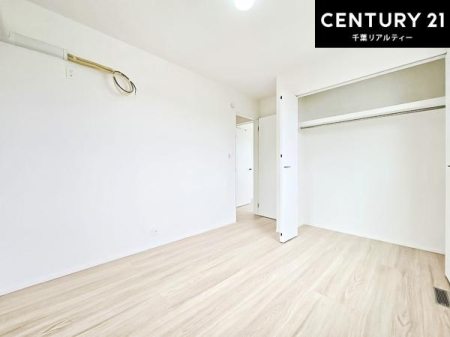 �q������ ���[�͂̂��鋏���ł��B����������������L�X�Ǝg���ċC�������ǂ��ł��I
�L���C�Ȗ��邢�������ŉ߂����̂́A�X�ɂ̂�т�������ł��܂��ˁI