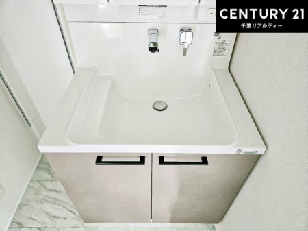 ���ʑ�E���ʏ� �[�����ʑ�{�E���́A�������˂ɂ����̂ł�����ꂪ�y�X�I���������ۂĂ܂��I
�L���C�Ȑ��ʏ��Ŏ��������̃��`�x�[�V�������オ��܂��ˁI