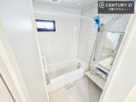 ���� 1���̔�����������Ɩ����Ă���闁���ł��B
�������̑f�G�ȃ����N�[�[�V�����ꏊ�ł��I