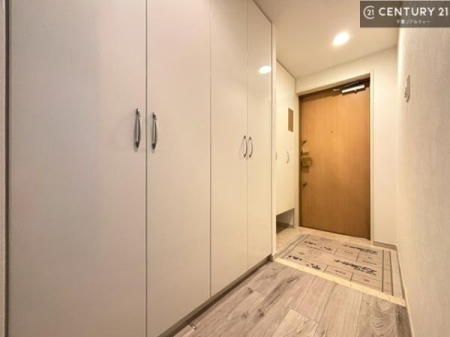 ���� ���ċA���Ă��Ă��A�������܁I�����������Ȃ�A�D�����}������Ă�����ԂɂȂ��Ă��܂��B
���邭��������錺�ւł��I