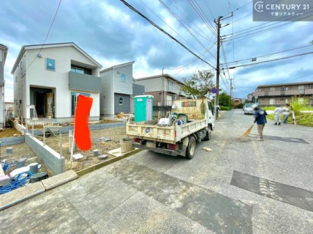 �O�ʓ��H�܂ތ��n�ʐ^ ���ӊ���A���q�l�̂���]�ɍ������������ꏏ�ɂ��ē���v���܂��B�Z��[���A�h�o�C�U�[�ɂ�邲���k������܂��B���Ђ͂��₢���킹�ɑ��Ή����܂��I���҂������܂���I