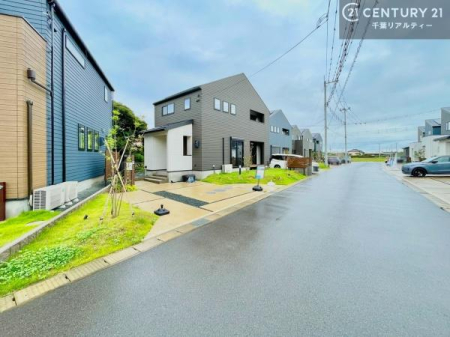 �O�ʓ��H�܂ތ��n�ʐ^ ���ӊ���A���q�l�̂���]�ɍ������������ꏏ�ɂ��ē���v���܂��B�Z��[���A�h�o�C�U�[�ɂ�邲���k������܂��B���Ђ͂��₢���킹�ɑ��Ή����܂��I���҂������܂���I