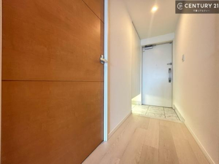 ���� ���ċA���Ă��Ă��A�������܁I�����������Ȃ�A�D�����}������Ă�����ԂɂȂ��Ă��܂��B
���邭��������錺�ւł��I