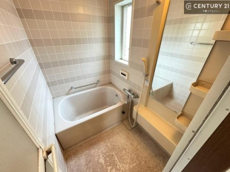 ���� 1���̔�����������Ɩ����Ă���闁���ł��B
�������̑f�G�ȃ����N�[�[�V�����ꏊ�ł��I