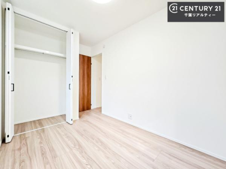 �q������ ���[�X�y�[�X����������m�ۂ���Ă��邽�߁A���������w�p�i���T�b�ƕЕt���A���ł��X�b�L���B
�Y��ȋ�Ԃ��ۂĂ܂��I