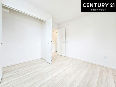 �q������ ���[�͂̂���m���ł��B����������������L�X�Ǝg���ċC�������ǂ��ł��I
�L���C�Ȗ��邢�������ŉ߂����̂́A�X�ɂ̂�т�������ł��܂��ˁI