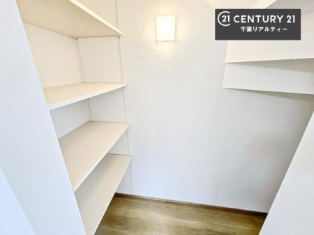 ���[ SIC�i�V���[�Y�C���N���[�[�b�g�j������A�C�����łȂ��A�E�g�h�A�p�i�E�G�ߕ��E�x�r�[�J�[�Ȃǂ��܂Ƃ߂Ď��[�\�B���֎��肪���ł��X�b�L�������܂��B