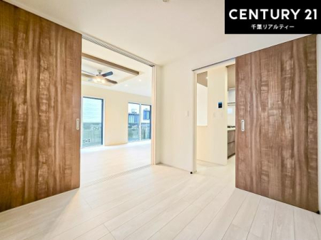 �q������ ���r���O�Ɨאڂ����m���I�e�䂳��͖ڂ��͂��₷����Ƃ����Ȃ���ł����q�l������邪�ł���̂ň��S�I���[�X�y�[�X���t���Ă���̂ł��Еt�����y�X�I