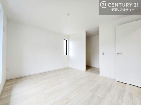 �m�� �V���v���Ƀf�U�C������Ă��邽�߁A�Ƌ��I�т܂���I
���C�ɓ���̉Ƌ��u���Ă��낰���Ԃ���邱�Ƃ��ł��܂��B
