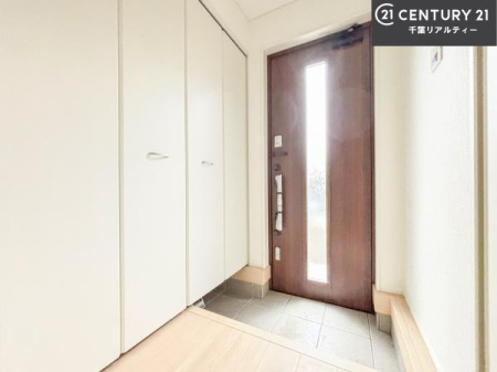 ���� ���ċA���Ă��Ă��A�������܁I�����������Ȃ�A�D�����}������Ă�����ԂɂȂ��Ă��܂��B
���邭��������錺�ւł��I