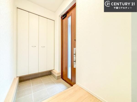 ���� ���ċA���Ă��Ă��A�������܁I�����������Ȃ�A�D�����}������Ă�����ԂɂȂ��Ă��܂��B
���邭��������錺�ւł��I