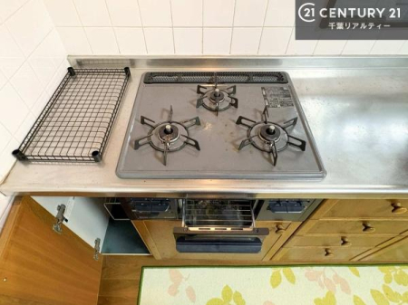 �L�b�`�� �R�����͎O������̂ł������̓����i�s���ł��܂��B
�������O�����t���ł��B�����X�y�[�X���L�X���Ă���׍�Ƃ����₷���I�g�����肪�ǂ��V�X�e���L�b�`���ł��I