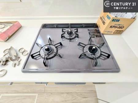 �L�b�`�� �R�����͎O������̂ł������̓����i�s���ł��܂��B
�������O�����t���ł��B�����X�y�[�X���L�X���Ă���׍�Ƃ����₷���I�g�����肪�ǂ��V�X�e���L�b�`���ł��I