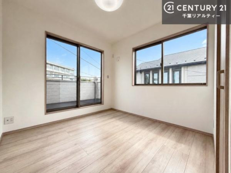 �Q�� �o���R�j�[�ɖʂ��Ă���m���ł��B���邭�����肪����A���C����������ł��܂��I���N���āA�O�ɏo�Ĕw�L�т����[�ċz�����ǂ������}������邱�Ƃ��ł��܂��B