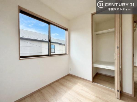 �q������ ���[�͂̂��鋏���ł��B����������������L�X�Ǝg���ċC�������ǂ��ł��I
�L���C�Ȗ��邢�������ŉ߂����̂́A�X�ɂ̂�т�������ł��܂��ˁI