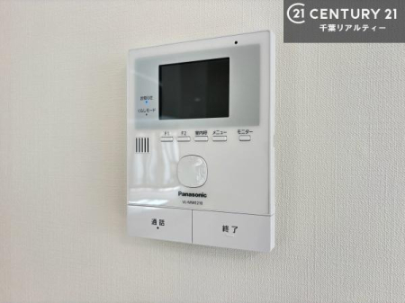 ���̑� TV���j�^�[�t�C���^�[�t�H���������B���K�҂̊���m�F���Ă���Ή��ł��邽�߁A�h�Ɩʂɂ��z�����ꂽ���S�̐ݔ��ł��B