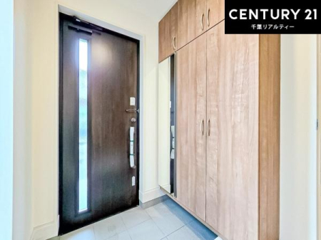 ���� �~���[�t���V���[�Y�{�b�N�X�t���ŁA���ւ��Еt�����|�������₷���ł��I
�X�b�L���������ւŌ˂��J�����u�ԁA�������̂���S�n������Ԃ��o�}���Ă���܂��B