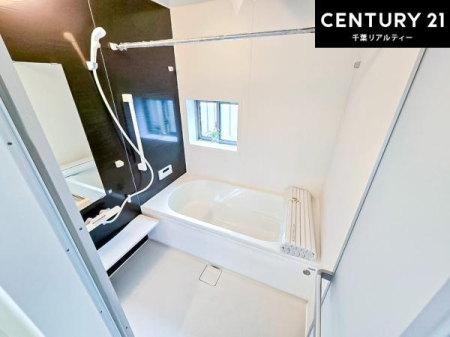 ���� �������������l�̕��͋C�̃o�X���[���́A�����o�Ă��ăo�X�^�C�����[���I
���d���撣���Ă��邲�J���ɂ��D�݂̍���̓����܂����āA�y����ł݂Ă͂������ł��傤���H