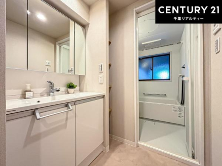 ���ʑ�E���ʏ� �g�Ȃ�𐮂�����ʏ��́A���������厖�ł��I������̐������̂��镵�͋C�����o�I�C�����悭���g�����������܂��B