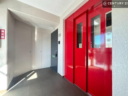 ���̑����p�� �G���x�[�^�[�����ŁA���X�̈ړ������K�B
�����̓��₨�ו��̑������ł��A�X���[�Y�ɂ��A��������܂��I