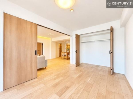 �q������ ���[�͂̂��鋏���ł��B����������������L�X�Ǝg���ċC�������ǂ��ł��I
�L���C�Ȗ��邢�������ŉ߂����̂́A�X�ɂ̂�т�������ł��܂��ˁI