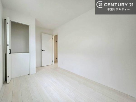 �m�� ���[�X�y�[�X���[���I�������X�b�L�����ڂ��鎖���ł��܂��ˁB
�Ƌ��I�΂Ȃ��V���v���ȃf�U�C���ׁ̈A�Ƌ��I�΂����C�ɓ���̋�ԍ�肪�ł������ł��ˁB