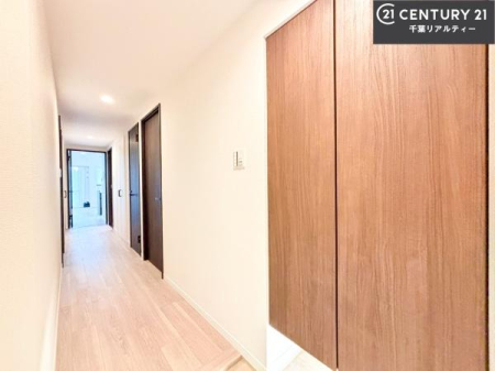 ���� ���ċA���Ă��Ă��A�������܁I�����������Ȃ�A�D�����}������Ă�����ԂɂȂ��Ă��܂��B
���邭��������錺�ւł��I