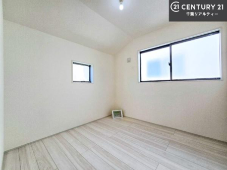 �q������ �|���o�������Ȃ��������́A���q�l�̂������Ƃ��Ă����S�ł��I
���[�X�y�[�X���[�����Ă���̂ŎU�炩�������������T�b�ƕЕt�����܂��I