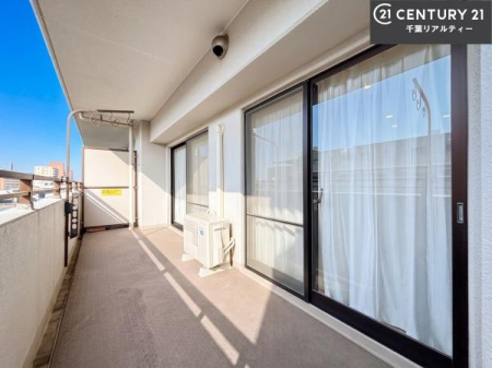 �o���R�j�[ �z������ǍD�ȃo���R�j�[�ł��I���ꂽ���ɂ͐�������n����J���I�Ȏ��Ԃ��y���߂܂��B
