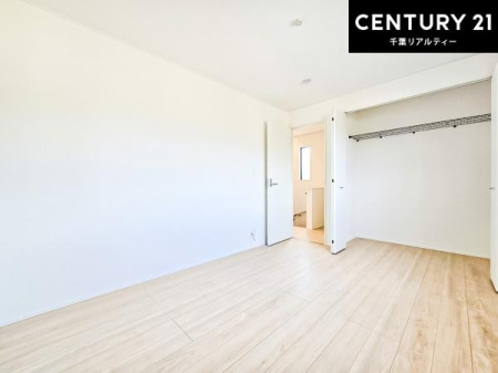 �q������ ���[�͂̂��鋏���ł��B����������������L�X�Ǝg���ċC�������ǂ��ł��I
�L���C�Ȗ��邢�������ŉ߂����̂́A�X�ɂ̂�т�������ł��܂��ˁI