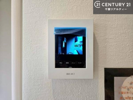 ���̑� TV���j�^�[�t�C���^�[�t�H���������B���K�҂̊���m�F���Ă���Ή��ł��邽�߁A�h�Ɩʂɂ��z�����ꂽ���S�̐ݔ��ł��B
