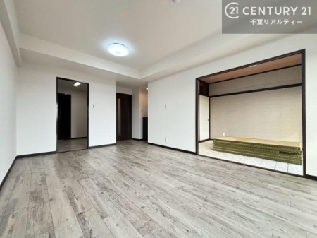 ���r���O �a���Ɨאڂ����J�����̂��郊�r���O�B�����J�����ĂΈ�̊��̂���L�X�Ƃ�����ԂƂ��Ďg���A���Ƒ��ł������߂����܂��B