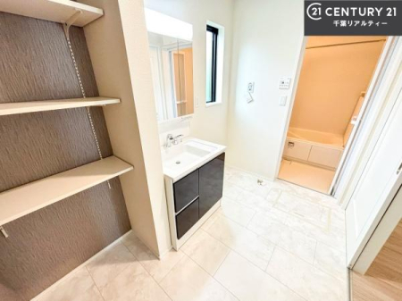 ���ʑ�E���ʏ� �g�Ȃ�𐮂�����ʏ��́A���������厖�ł��I������̐������̂��镵�͋C�����o�I�C�����悭���g�����������܂��B