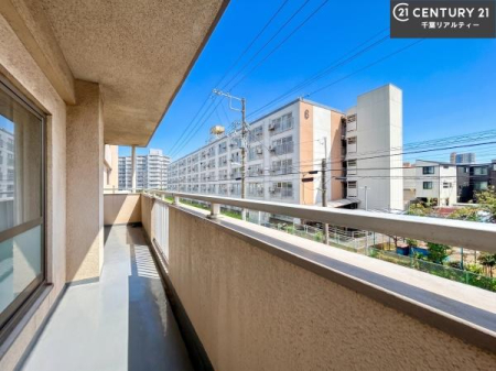 �o���R�j�[ �z������ǍD�ȃo���R�j�[�ł��I���ꂽ���ɂ͐�������n����J���I�Ȏ��Ԃ��y���߂܂��B
