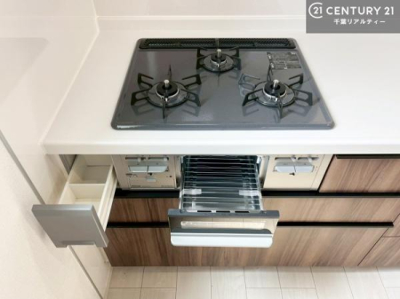 ���d�l�ʐ^(�L�b�`���j �R�����͎O������̂ł������̓����i�s���ł��܂��B
�������O�����t���ł��B�����X�y�[�X���L�X���Ă���׍�Ƃ����₷���I�g�����肪�ǂ��V�X�e���L�b�`���ł��I�i���d�l�j