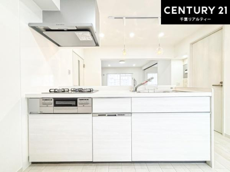 �L�b�`�� ���[�X�y�[�X���L�x�ŁA�����X�y�[�X���X�b�L���ƕЕt���Ђ�`�����p�ł��܂��I
���K�ɍ�Ƃ��ł��A�Ǝ��̌����A�b�v�I�����̗���������܂��I