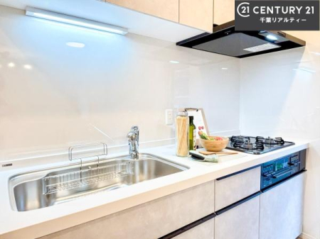 �L�b�`�� ���[�X�y�[�X���L�x�ŁA�����X�y�[�X���X�b�L���ƕЕt���Ђ�`�����p�ł��܂��I
���K�ɍ�Ƃ��ł��A�Ǝ��̌����A�b�v�I�����̗���������܂��I