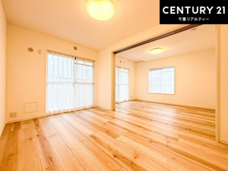 �Q�� �o���R�j�[�ɖʂ��Ă���m���ł��B���邭�����肪����A���C����������ł��܂��I���N���āA�O�ɏo�Ĕw�L�т����[�ċz�����ǂ������}������邱�Ƃ��ł��܂��B