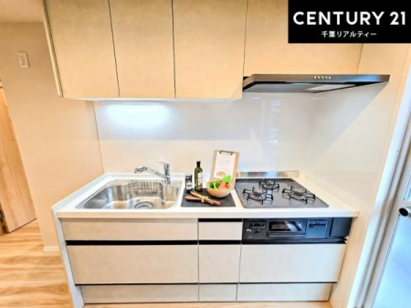 �L�b�`�� ���[�X�y�[�X���L�x�ŁA�����X�y�[�X���X�b�L���ƕЕt���Ђ�`�����p�ł��܂��I
���K�ɍ�Ƃ��ł��A�Ǝ��̌����A�b�v�I�����̗���������܂��I