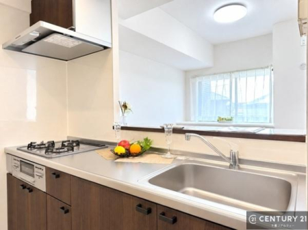�L�b�`�� ���C�h�ȃV���N�ł��ˁI�������˂ɂ������������₷���Ǝ����y�X�d�l�̃V�X�e���L�b�`���ł��I
�f�U�C�����Ƌ@�\�������˂��L�b�`���Ő�����������܂��ˁI